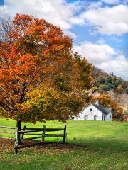 Tyringham-MA-old-house-in-fall-PT