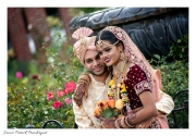 Bride-and-groom-next-to-fountain
